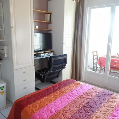 Balaruc-les-bains, 1 Piece, 2 Personnes - Fr-1-503-109 *