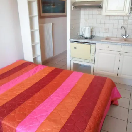 Balaruc-les-bains, 1 Piece, 2 Personnes - Fr-1-503-109 * バラルック・レ・バン